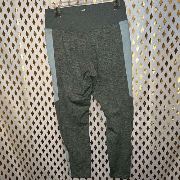 Victoria’s Secret Pink Varsity High Waist Army Green Leggings cozy size L - Picture 2 of 4